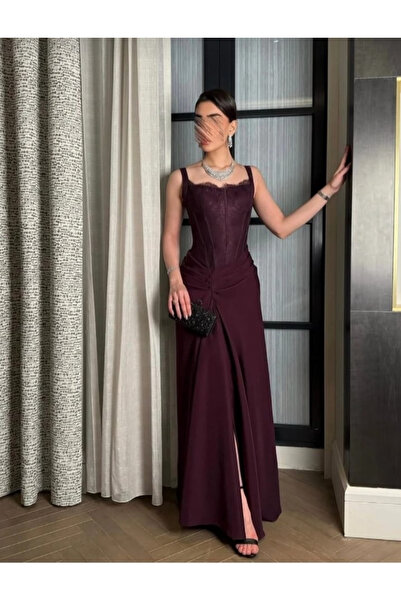 Savina Burgundy dress