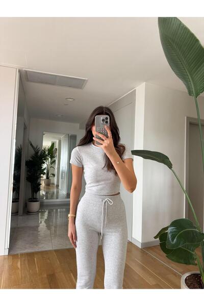 Butik T-shirt Crop İspanyol Paça Pantolon İkili Takım