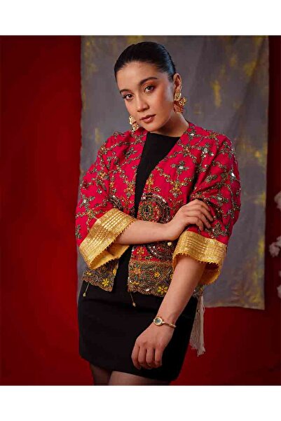 FAAYRA fashionhouse Kadın Fuşya Altın İşlemeli Kısa Ceket – Tek Beden, Limite...