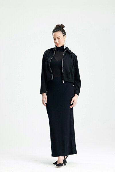 ROSE ARYA Black Long Slit Straight Skirt