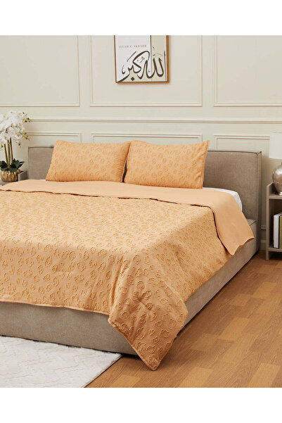 REDTAG طقم لحاف جاكار برتقالي اللون مكون من 3 قطع (مقاس كينج)