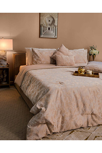 REDTAG طقم لحاف بيج مكون من 7 قطع بنقشة زهور جاكار (مقاس كينج)