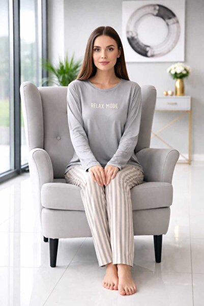 VAKİATR Women's Pajama Set, Top with Printed Text, Bottom with Drawing Pattern