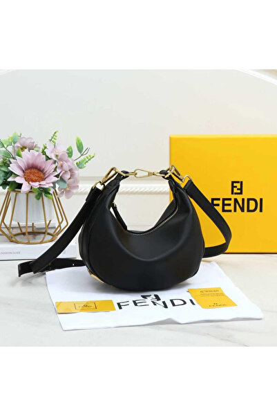 Generic Elegant and luxurious women's Shoulder Bag with all accessories
