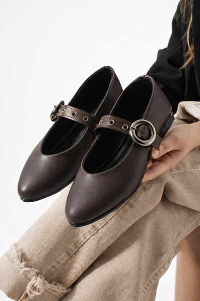 STOCON Balerini cu detaliu capsulă maro amar, cu cataramă elastică, pantofi c...