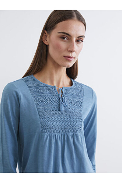 LC Waikiki منتجات فريزن ستور التي لا مثيل لها I بلوزة مطرزة بياقة روبا