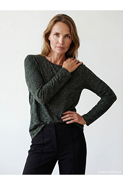 LC Waikiki منتجات فريزن ستور التي لا مثيل لها I بلوزة مطرزة بياقة روبا من I Zero