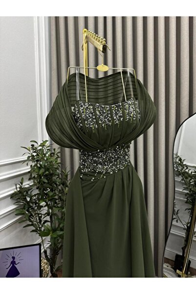 Genenic Women's dress decorated with crystals