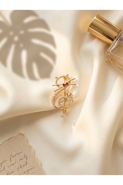 SR Jewelry Box İnci Detaylı Sol Anahtarı Broş – Sessiz Zarafet