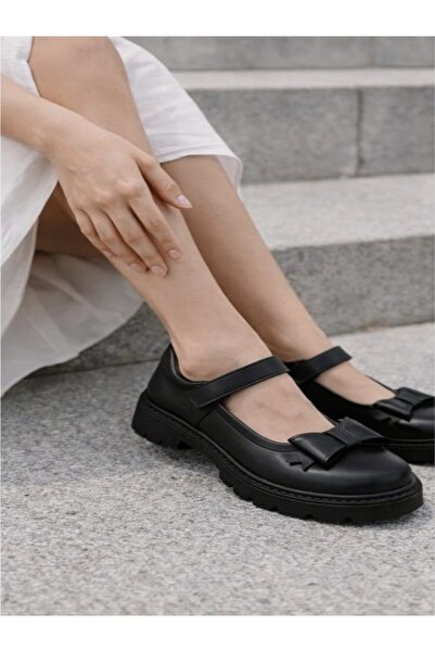 Milano Comfortable and Convenient Stylish Flat Shoes with Bow Detailing.