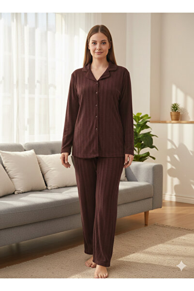 PİJALİNA TOPTAN PERAKENDE VE ONLİNE TEKSTİL Plus Size Corduroy Textured Butto...