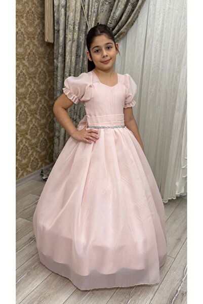 tuha kids design مجموعة كالوريين الجديدة لعام 2026 من فساتين الزفاف للأطفال