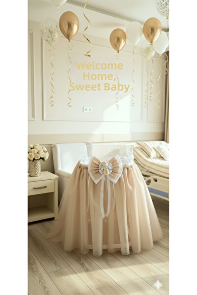 Mutlu Başlangıçlar تنورة وربطة عنق لتزيين المستشفيات