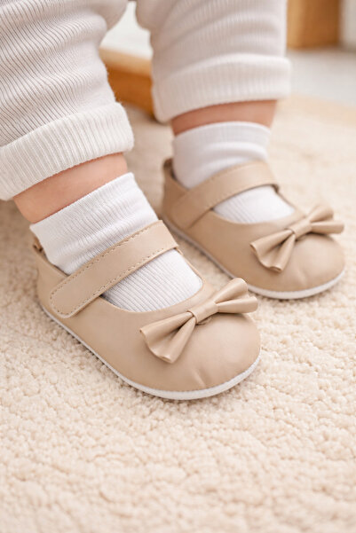 Kiçi Düz Fiyonk Detyalı Rahat Taban Kız Babet Ayakkabı