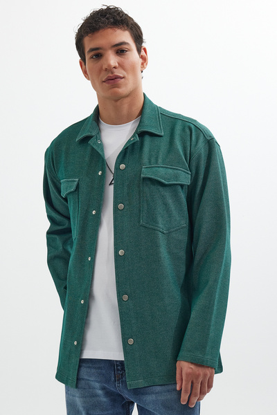 Tudors Erkek Relax Fit Rahat Kesim Çift Cepli Örme Yeşil Apaş Yaka Gömlek