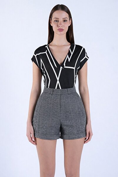 VAGGON Черни зимни кашмирени шорти с двоен подгъв и двоен джоб