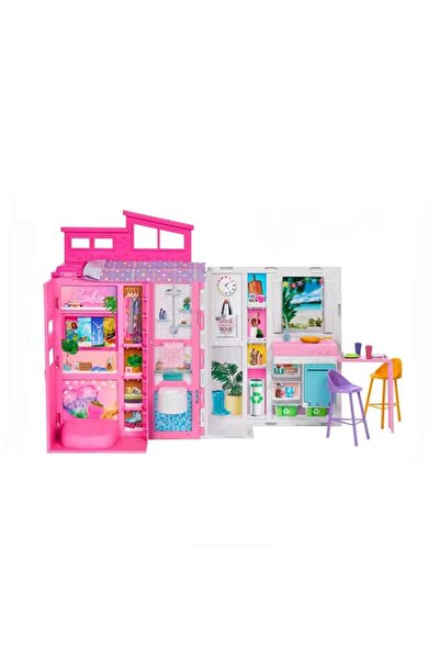 Barbie ®'nin Yeni Portatif Evi 2024 HRJ76