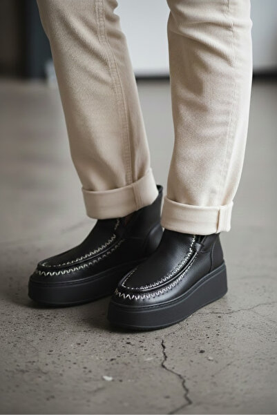 derinet Düz Taban Hakiki Deri Kadın Bot