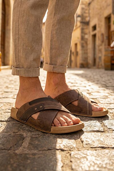 GEZER Men's Summer Faux Leather Comfortable Sole Daily Slippers