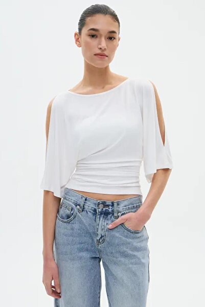 Madmext Bluză albă cu mâneci liliac și umăr deschis, cu talie elastică MG2672