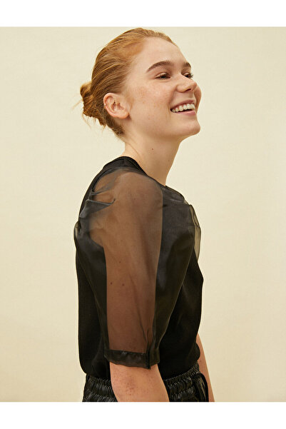 Koton Kurzärmliger Strickpullover aus Organza-Stoff mit Details