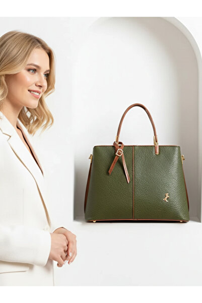 Çanta Trend حقيبة ميامي بولو خضراء اللون بثلاثة أقسام وحزام طويل متقاطع للكتف...