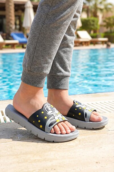 GEZER Erkek Çocuk Yazlık Astronot PU Rahat Taban Ev Banyo Havuz Plaj Terlik
