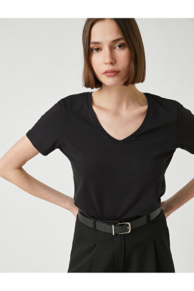 Koton Βασικό T-shirt με κοντό μανίκι με λαιμόκοψη