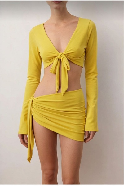 charango ΓΥΝΑΙΚΕΙΟ ΣΕΤ ΠΑΡΑΛΙΑΣ ΑΣΥΜΜΕΤΡΙΚΟ ΙΣΠΑΝΙΚΟ ΣΤΥΛ ΜΑΝΙΚΙ ΚΙΤΡΙΝΟ