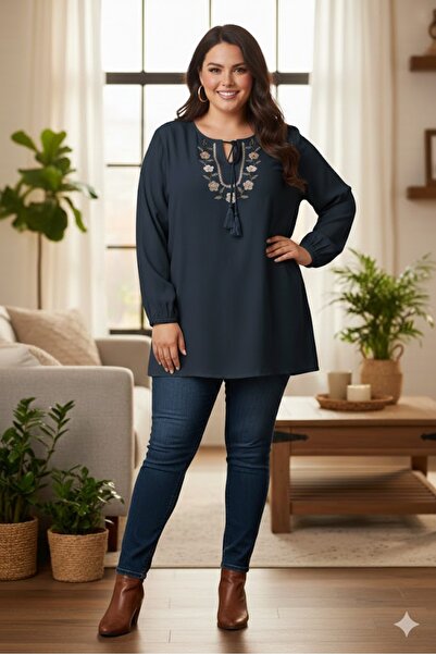 elma abone Блуза с бродерия от мръщен плат (силе плат)