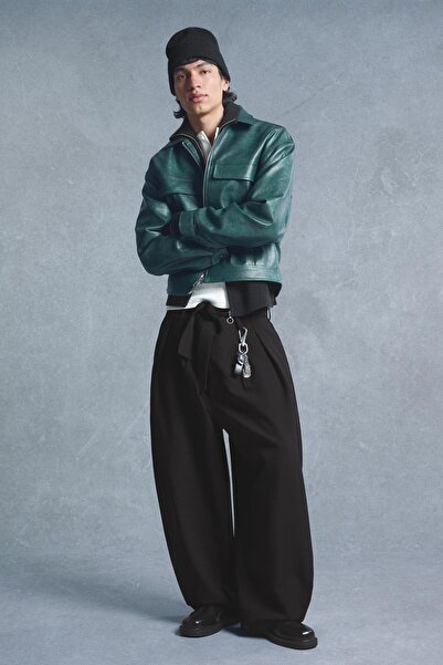 Bershka Barrel fit tailored fit kemerli pantolon