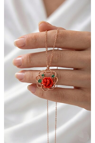 ÇEKİRDEK JEWELRY 925 Ayar Gümüş Sarmaşık Güllü Kolye