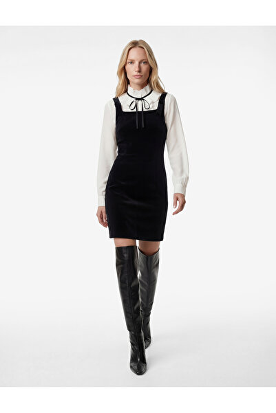 Koton Kare Yaka Kolsuz Fiyonk Detaylı Mini Kadife Elbise