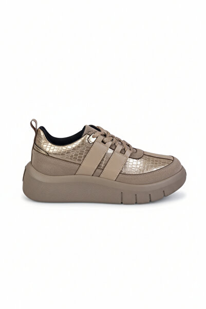 le NACAR Women's Thick Sole Casual Sneaker - Comfortable and Modern Design Shoes