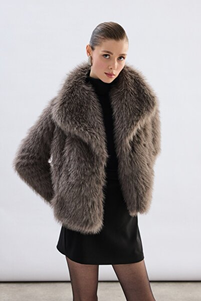 Sateen Geniş Yakalı Simli Kürk - Füme