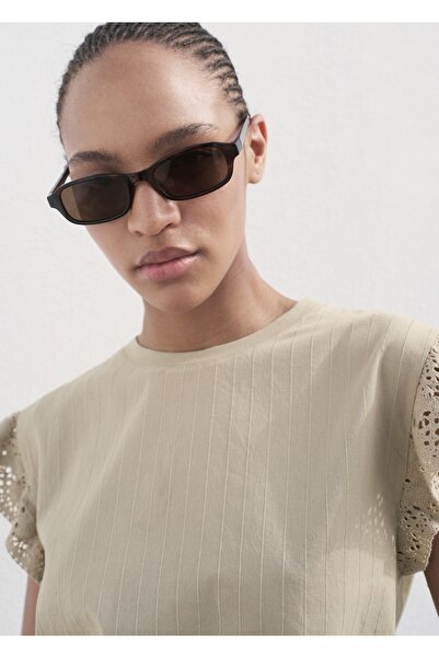 MANGO Woman Kısa kollu volanlı delikli t-shirt