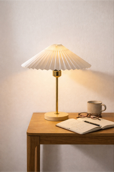 HOMİNG Glow Ahşap Tabanlı Hareketli Başlık Pileli Gold Abajur