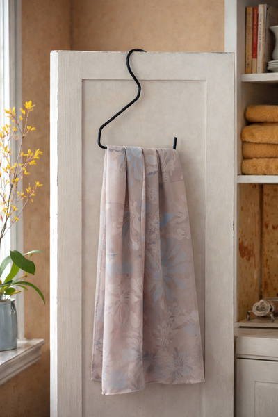 KARTEYA منظم أسود للتعليق داخل الخزانة، حامل للشالات، قطعة واحدة