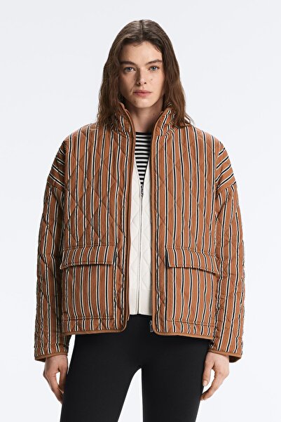 Oysho AEROGEL'li FELLEX® su geçirmez dolgulu ceket