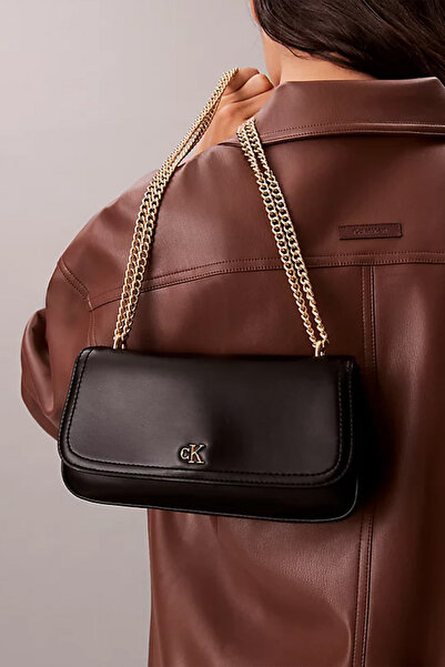 Calvin Klein Malá kabelka CK CONVERTIBLE CHAIN
