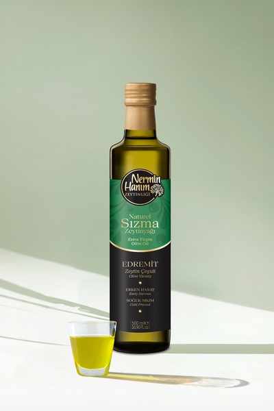 Nermin Hanım Zeytinliği Erken Hasat Naturel Soğuk Sıkım Zeytinyağı D. (500ml)