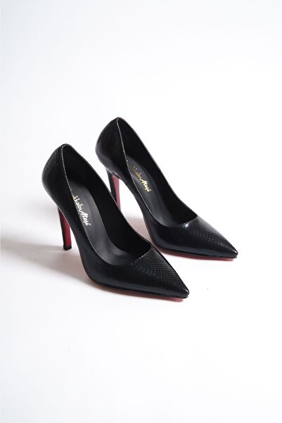 Ayakkabı Ateşi حذاء نسائي أسود لامع بكعب رفيع وكعب ستيليتو يوشي