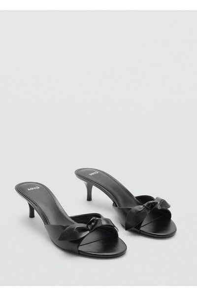 MANGO Woman Kurdeleli topuklu sandalet