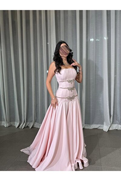 revan Boutique A very elegant dress