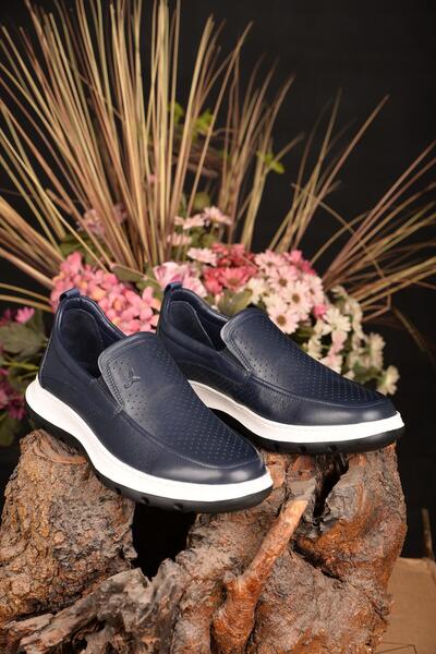 Libero Men's Laci Summer 100% Genuine Leather Orthopedic Magnetic Massage The...