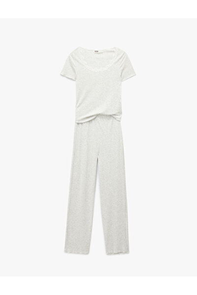 Koton Viscose Slim Fit Short Sleeve Crew Neck T-Shirt Pajama Set