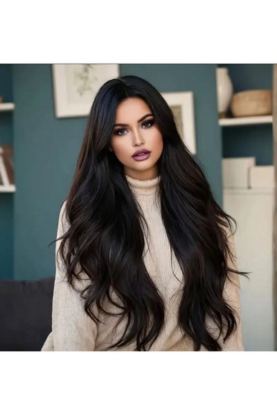 aura peruk Muhteşem uzunluğa sahip doğal dalgalardaki şahane vip modelimiz