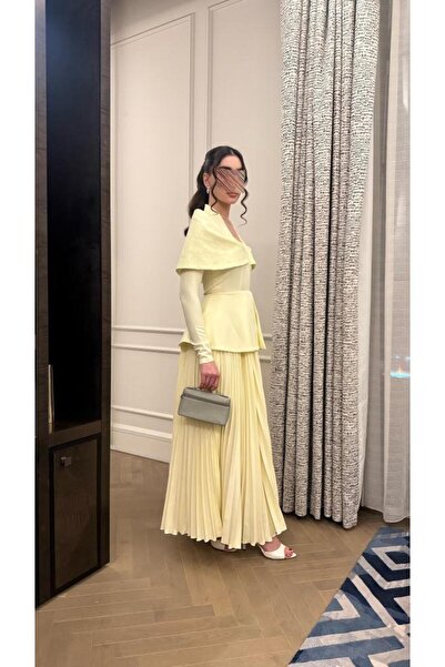 Genenic فستان ليموني انيق