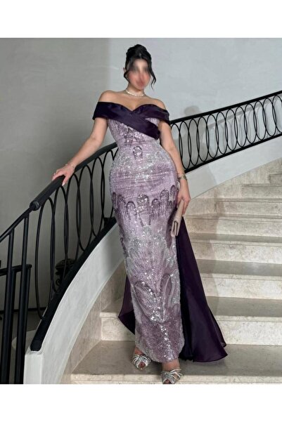 Genenic A glamorous evening dress