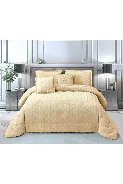 Red Rose Double winter duvet cover set in velvet and faux fur with a royal de...